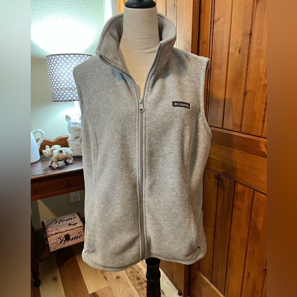 Columbia Vest